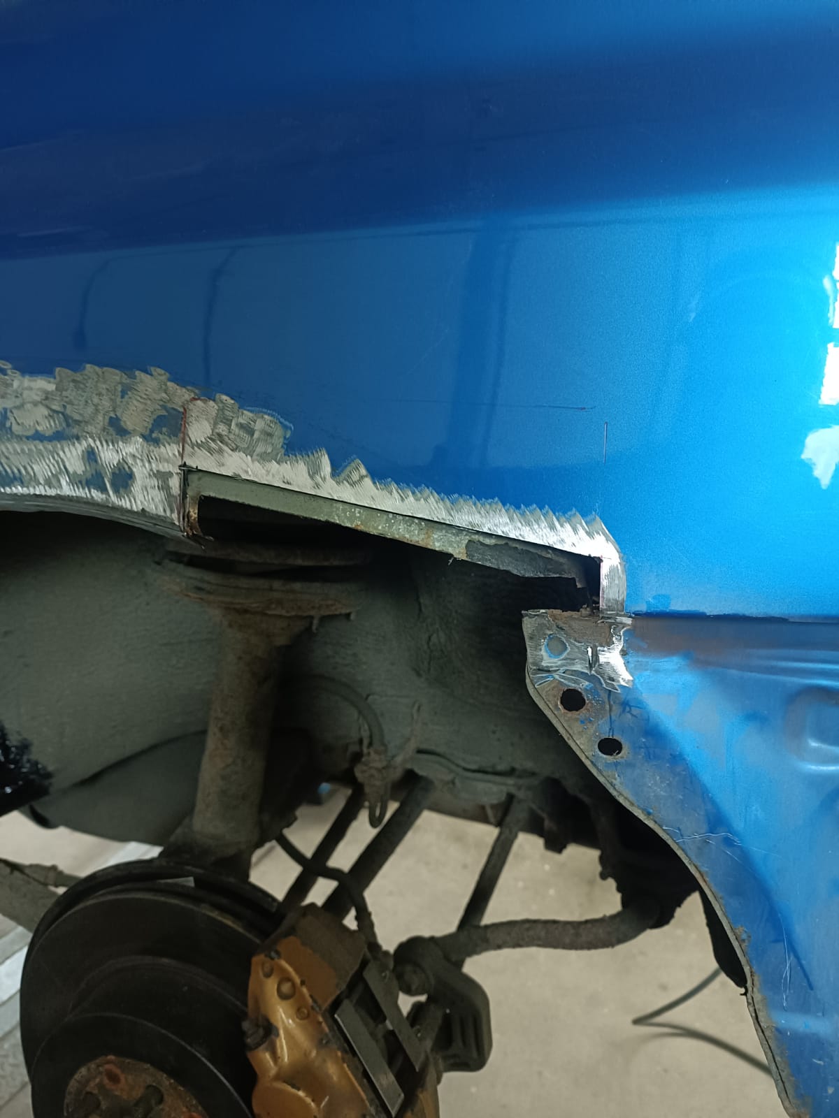 Arch repair welding in progress