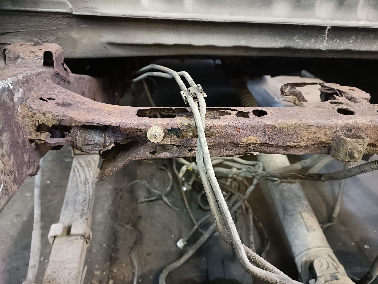 Chassis crossmember rusted through
